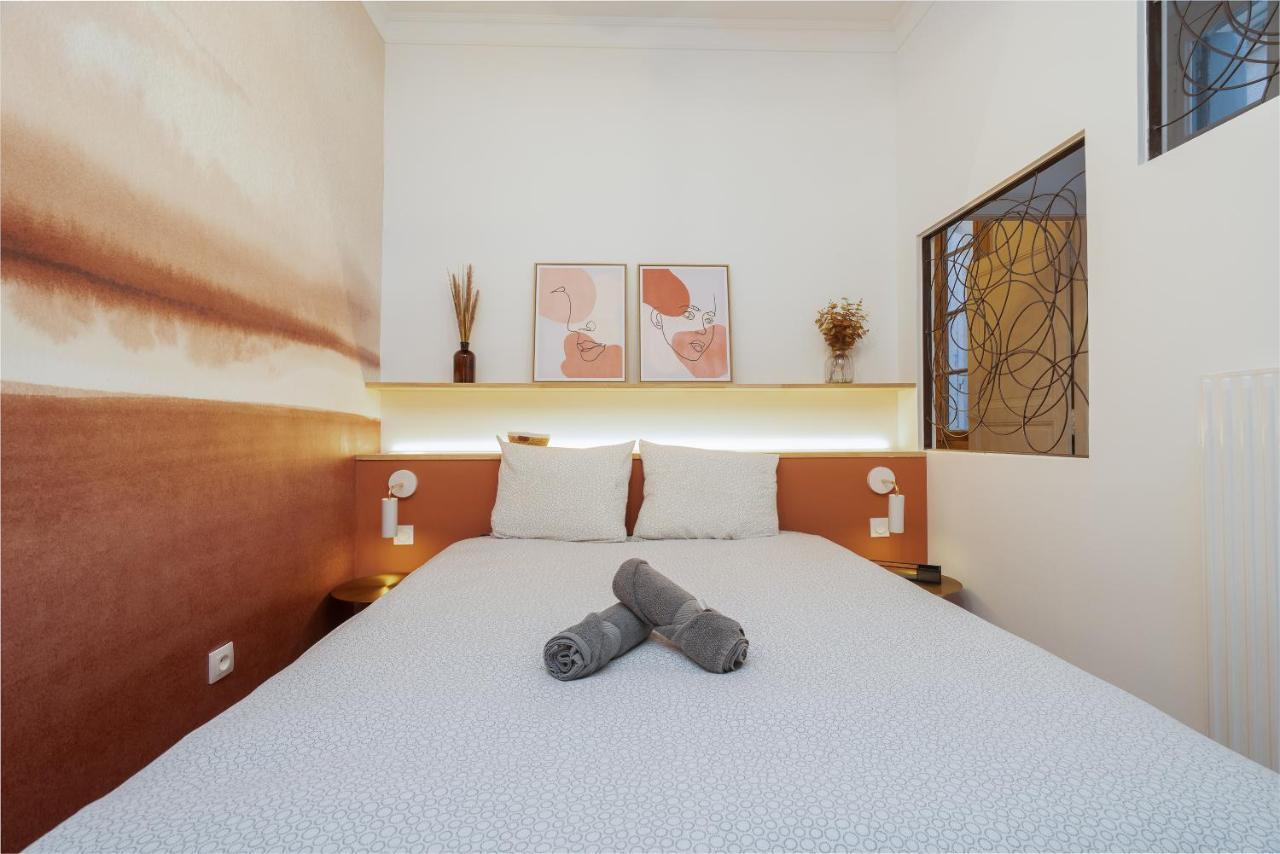 Apartment Haussmannien A *